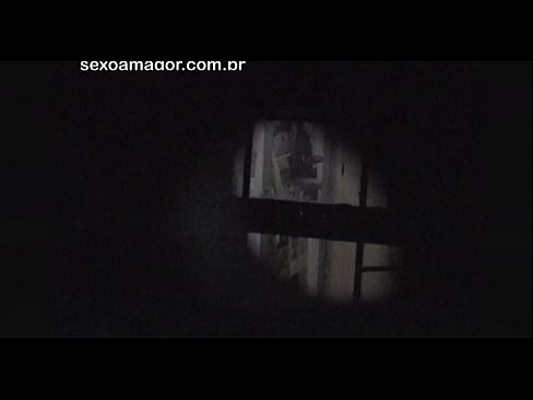 ❤️ Blondie é gravada en segredo por un voyeur do barrio escondido detrás de ladrillos ocos ️❌ Porno fb na pornografía gl.mysexgamer.ru ❌❤